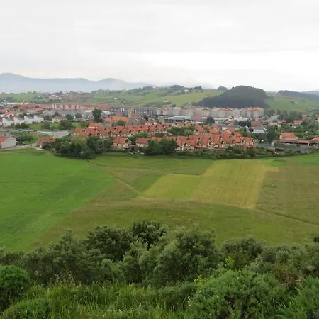 Casa Grande Con Jardin Santa Cruz De Bezana