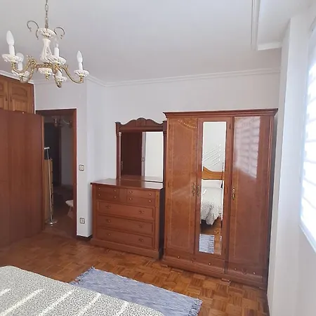 Сasa de vacaciones Casa Grande Con Jardin Santa Cruz De Bezana