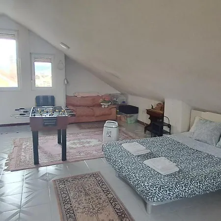 Casa Grande Con Jardin Santa Cruz De Bezana