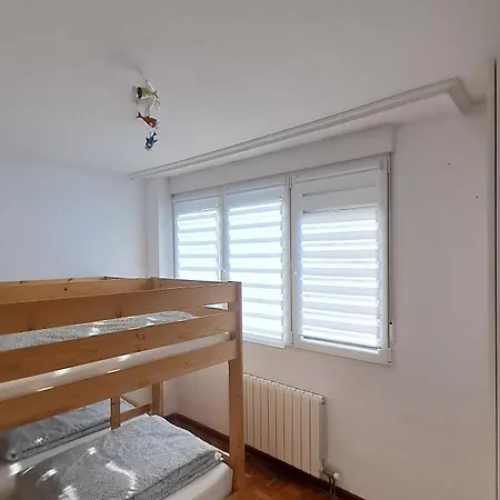 Casa Grande Con Jardin * Santa Cruz De Bezana