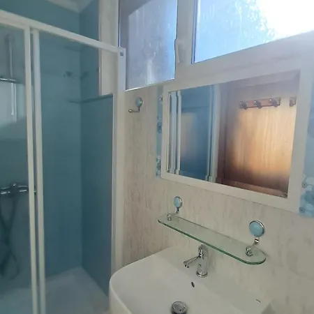 Casa Grande Con Jardin Santa Cruz De Bezana