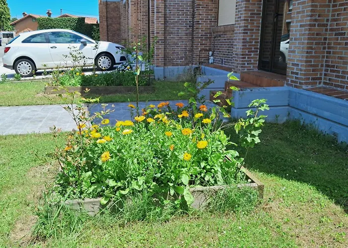 Casa Grande Con Jardin